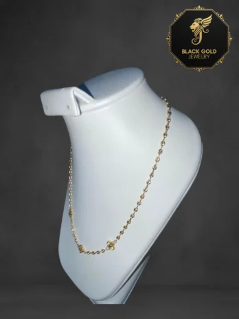 Luxor Necklace with Clovers