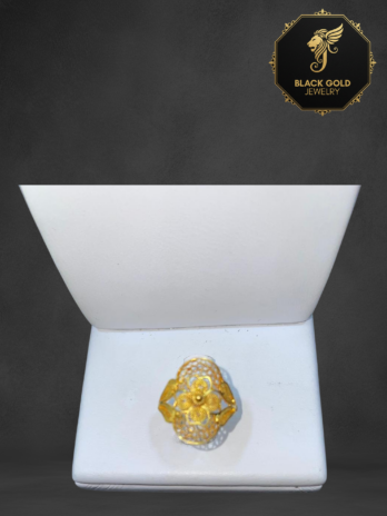 Desert Rose Sovereign Ring